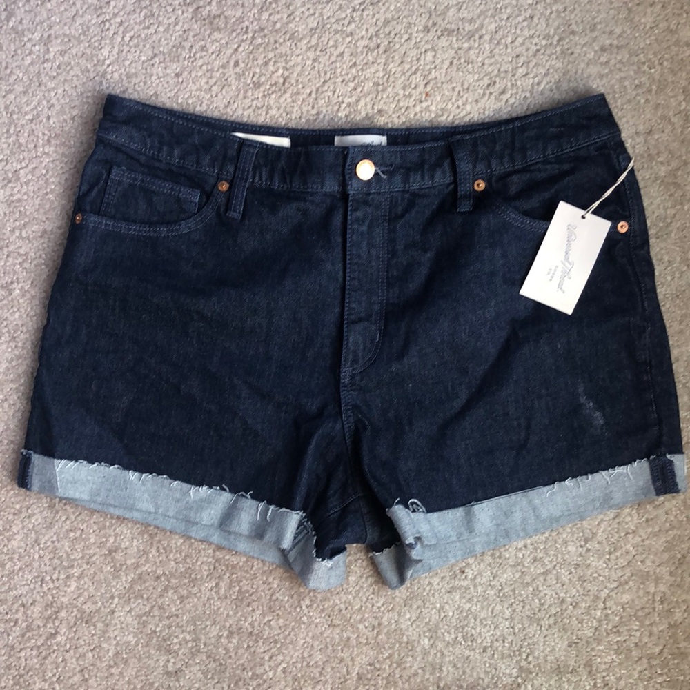 Universal Thread Goods co. 14/32R. Dark Blue. NWT.
